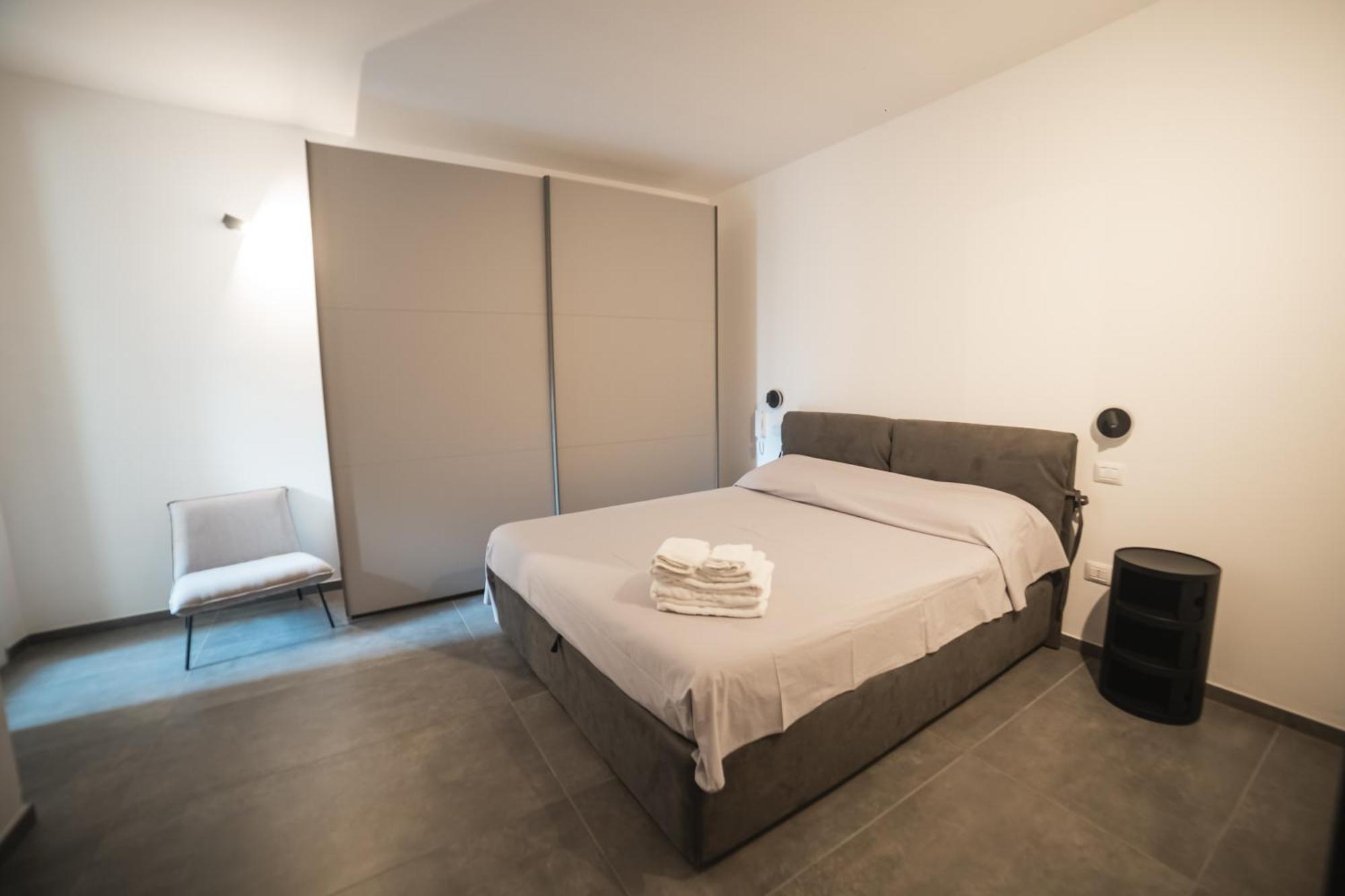 Suite Piazza Mazzini 90 Mq 5 Lecce Exterior foto