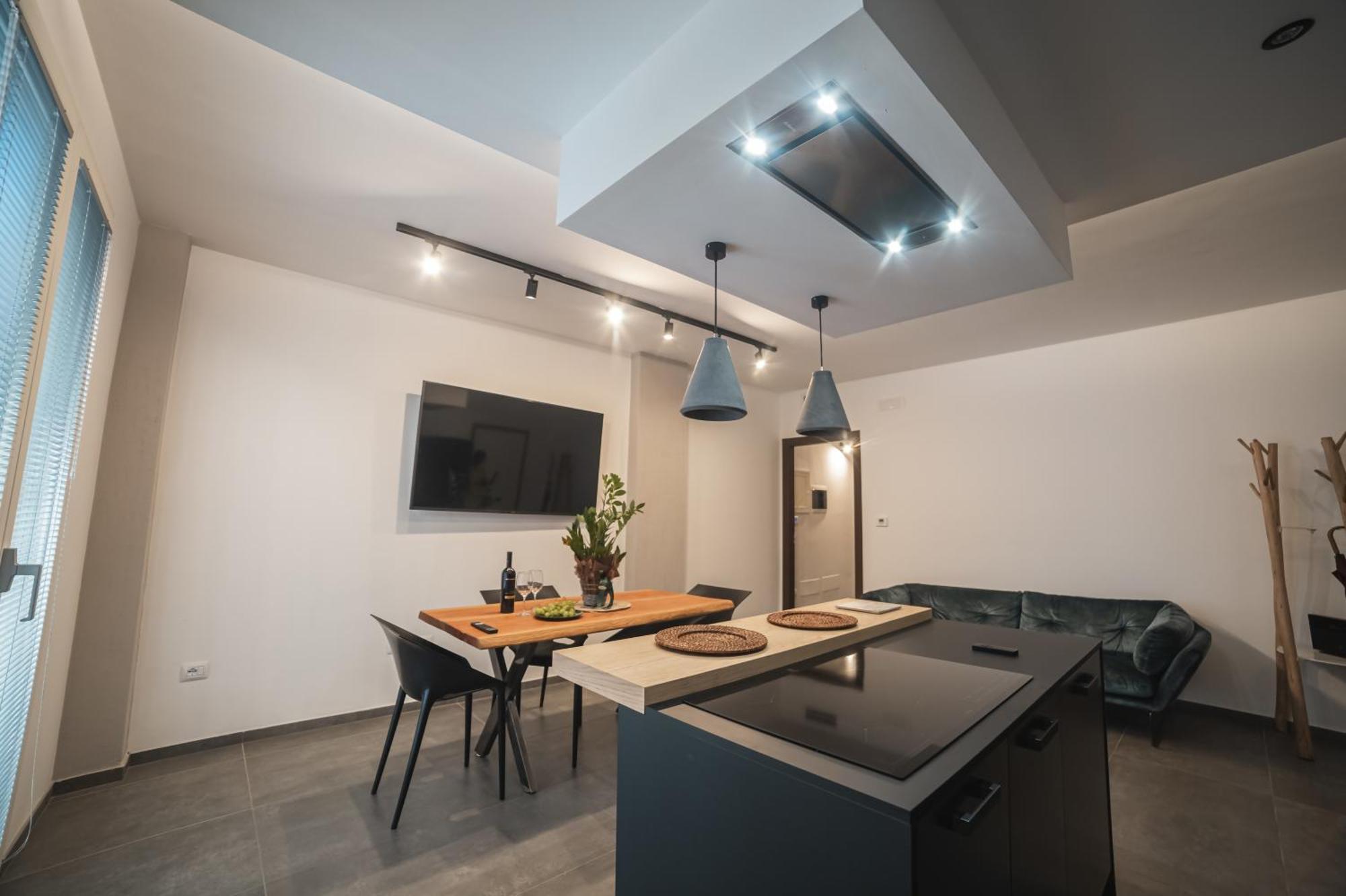 Suite Piazza Mazzini 90 Mq 5 Lecce Exterior foto